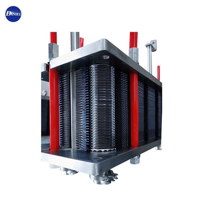 Zakaj je Daniel Phe M10md Plate M10mc Heat Exchanger Mold Plate bistvenega pomena za sodobne hladilne sisteme?